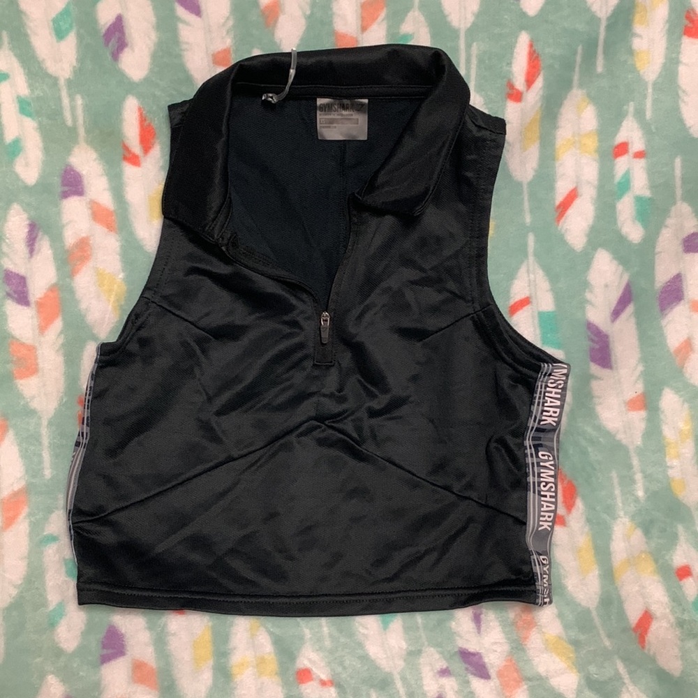 Gymshark nwt revival zip up crop top black grey in size xs - Picture 3 of 7